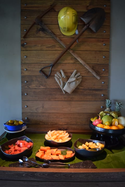 Frühstücksbuffet (Teilansicht) Fusion Suites Phuket Patong