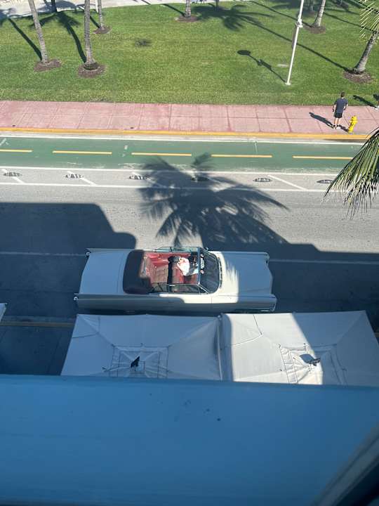 Zimmer The Colony Hotel