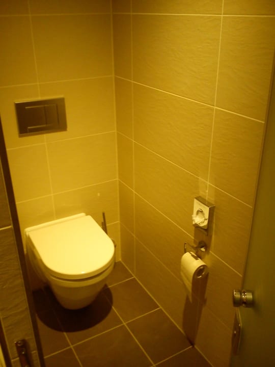 Toilette H4 Hotel München Messe