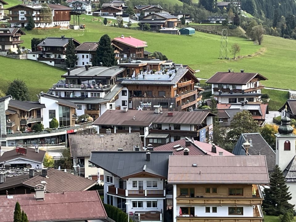 Außenansicht Hotel Alpin Spa Tuxerhof