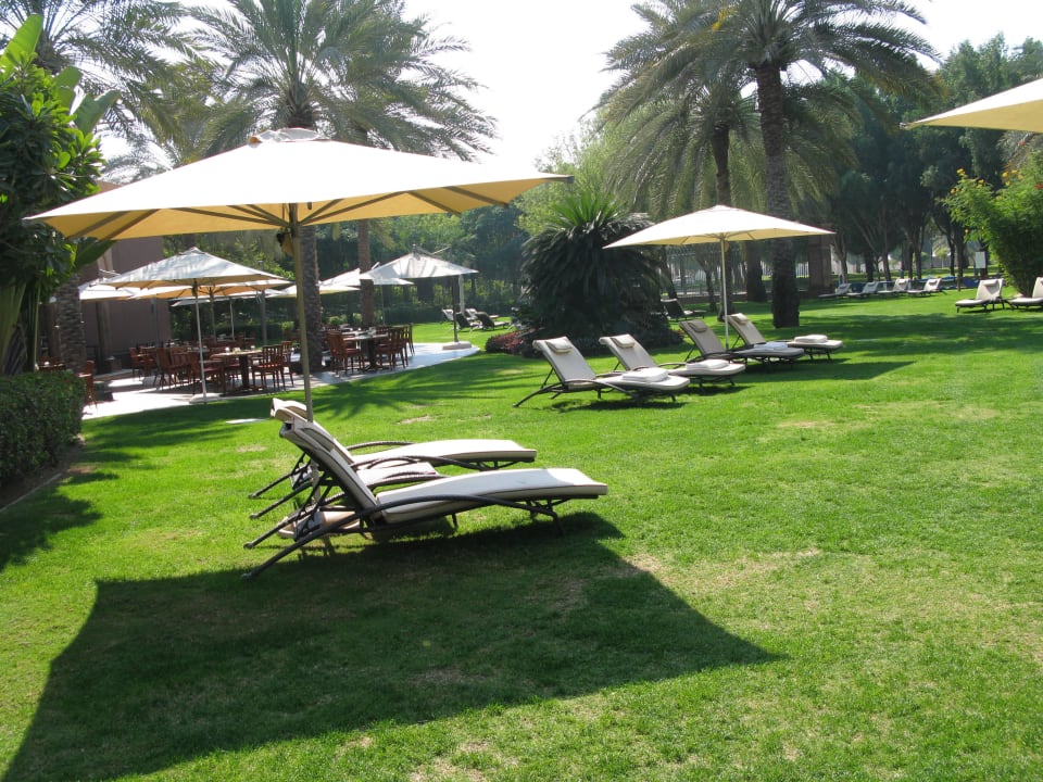 Liegewiese Emirates Palace Mandarin Oriental