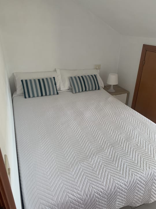 Zimmer Pensión Mar de Rosas