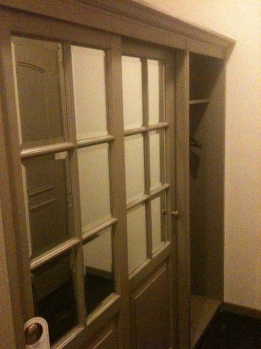 Schrank Sporthotel Leweck