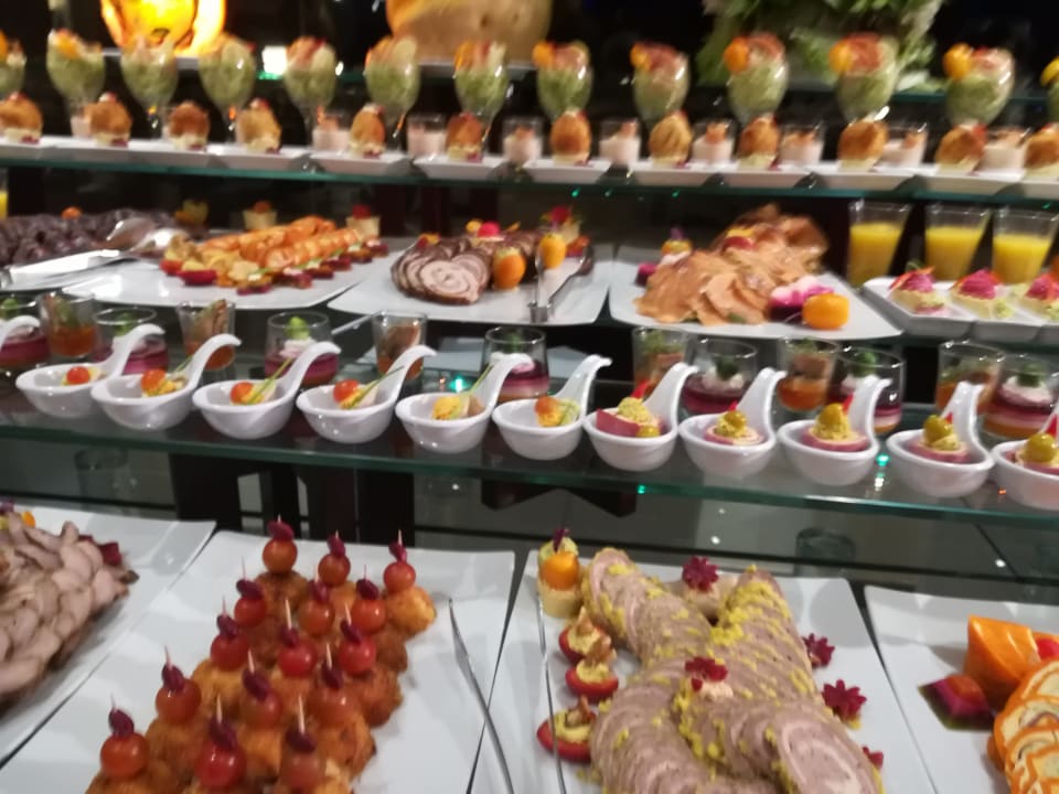 Gastro Three Corners Equinox Beach Resort