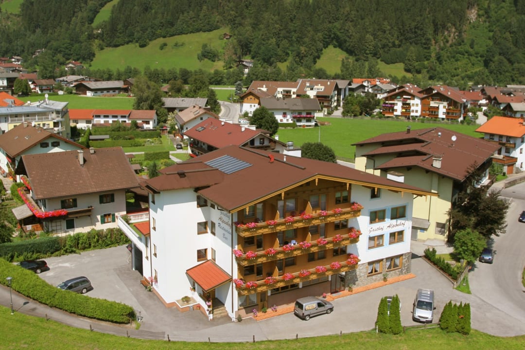 Außenansicht Alpenhof Hotel Garni Suprême