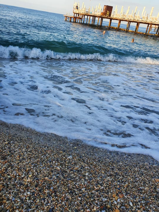 Strand Club Dizalya