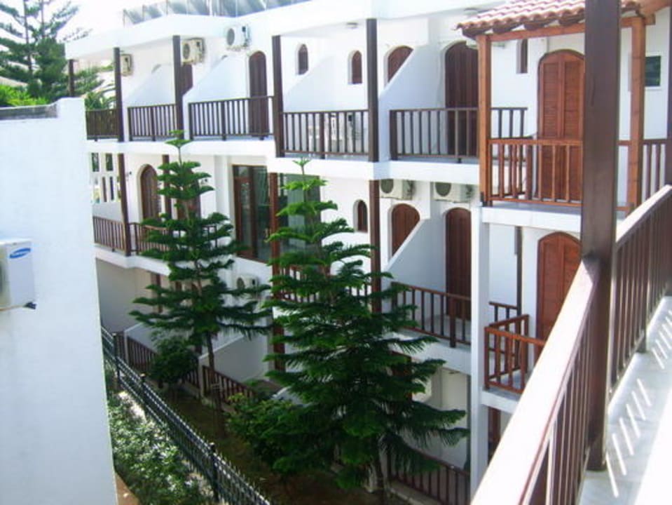 Zimmereingänge Hotel Prince of Lillies