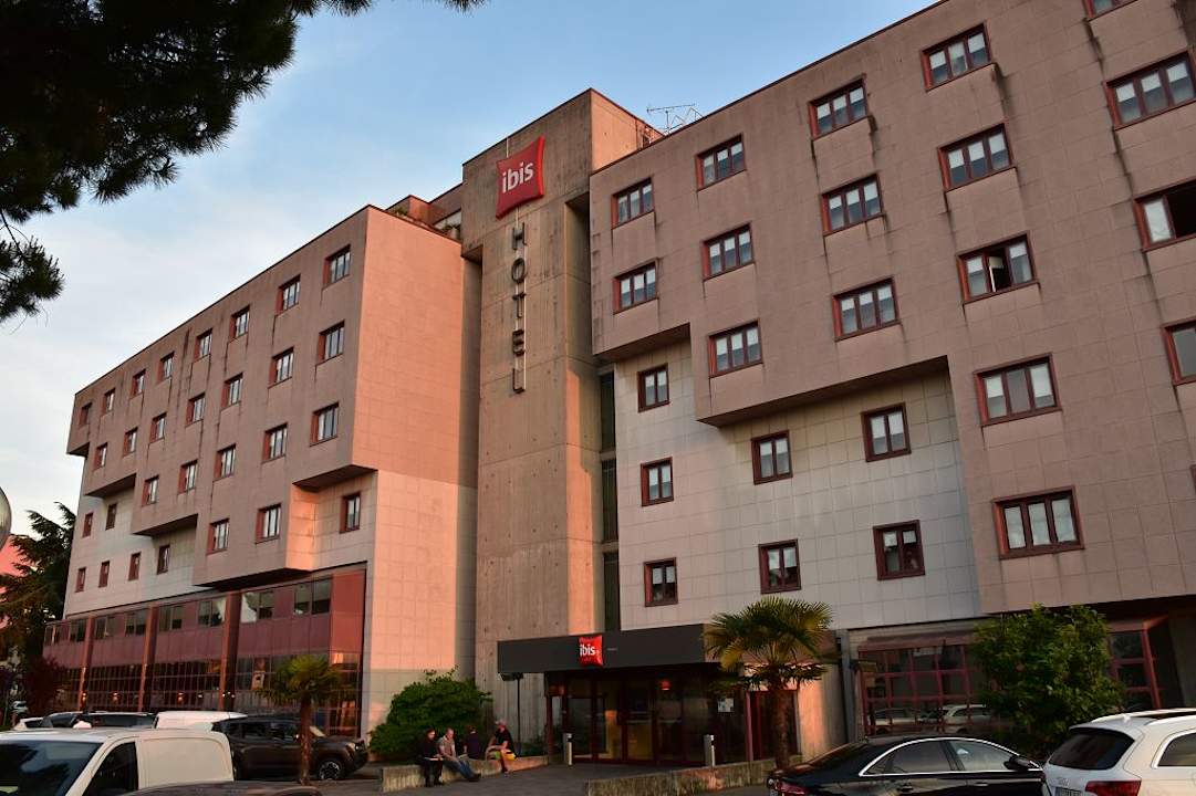 Außenansicht DC Hotel international