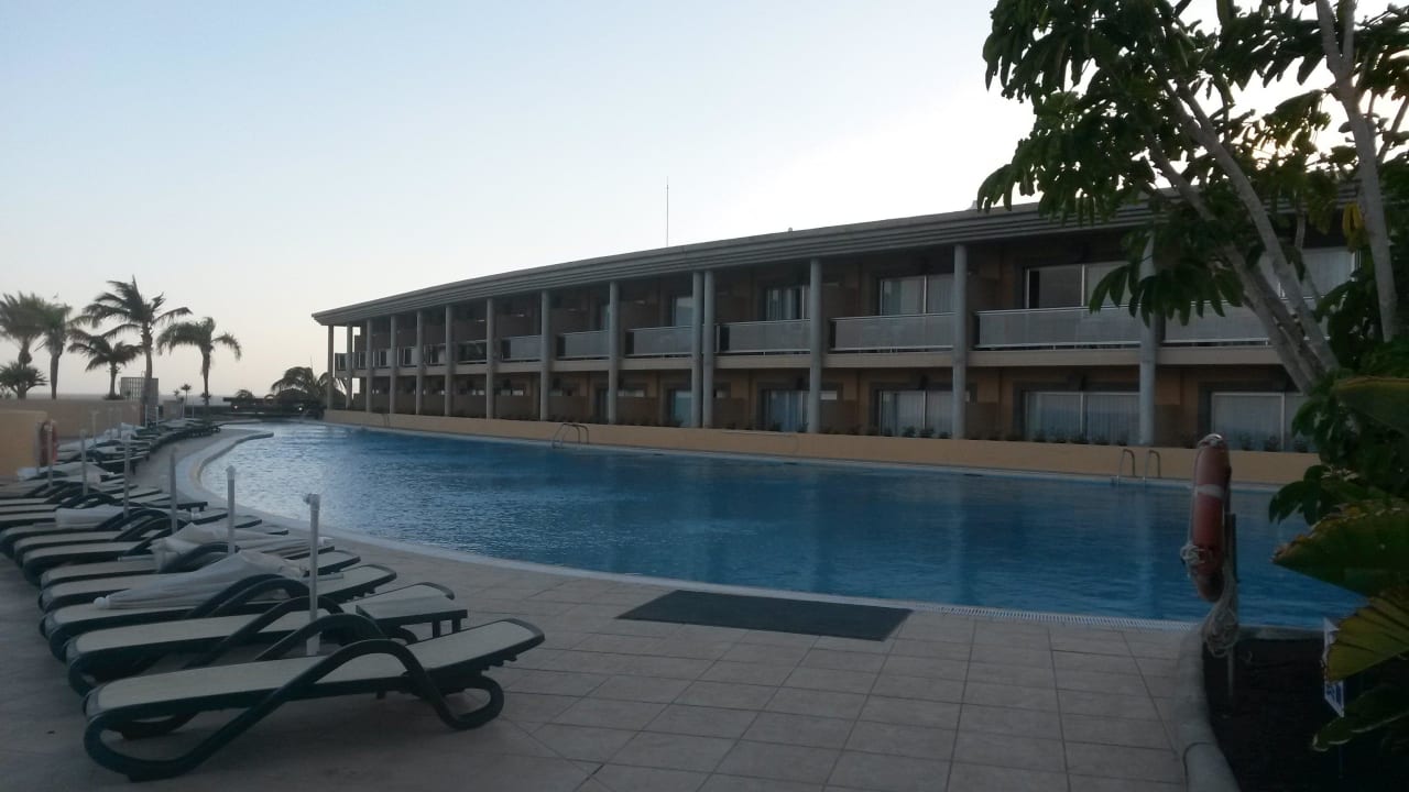 Weitläufiger Pool Iberostar Selection Fuerteventura Palace