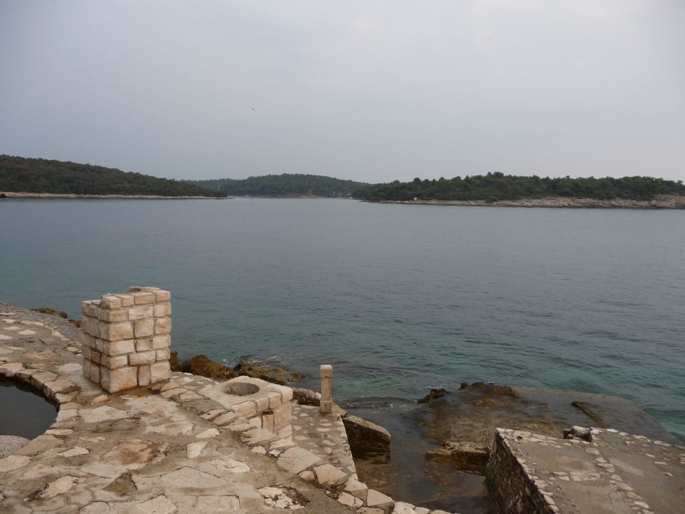 Felsplateaus Park Plaza Verudela Pula