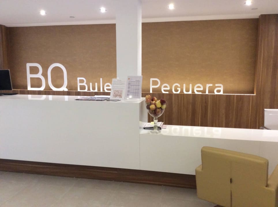 Freundlich,heller Empfangsbereich BQ Bulevar Paguera - Adults only