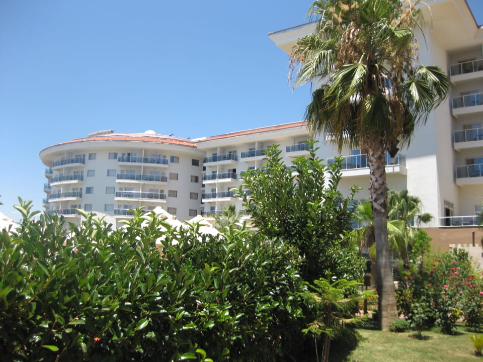 Blick zum Hotel Seaden Sea World Resort & Spa