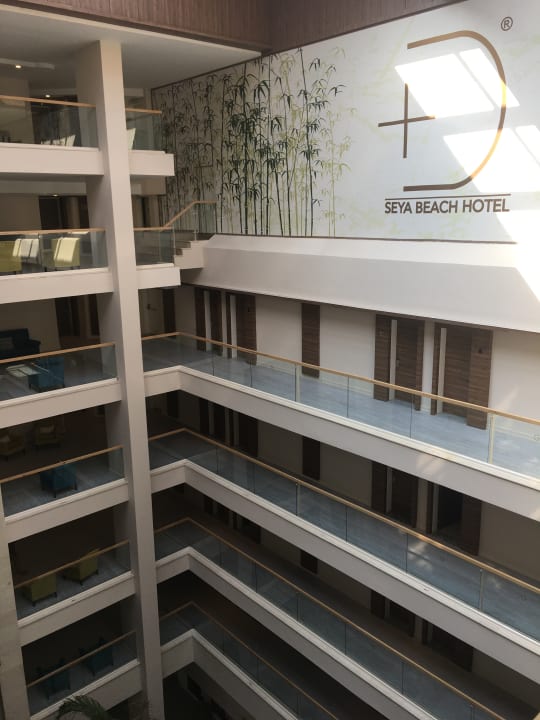 Lobby Design Plus Seya Beach Hotel