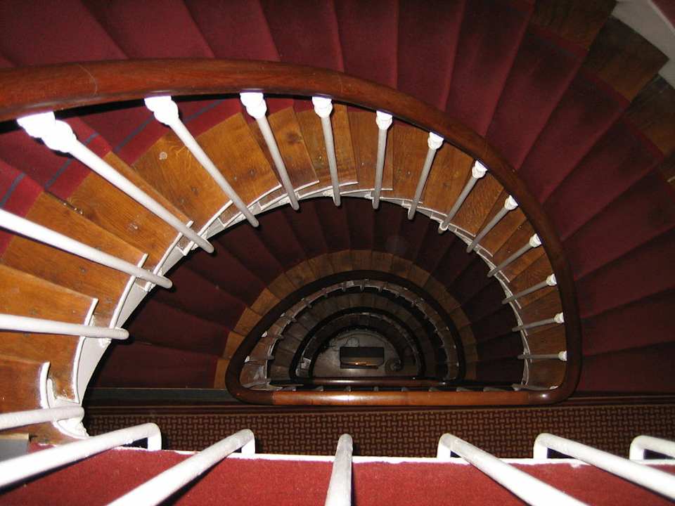 Flur Hotel des Arts Montmatre