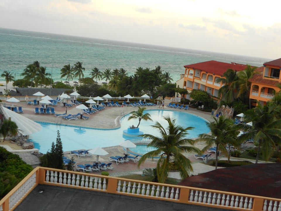 Poolanlage Sol Rio De Luna y Mares