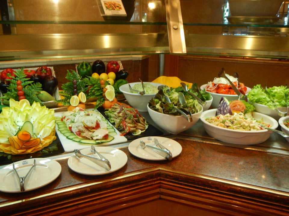 Salatbuffet wirklich gut Corallium Dunamar by Lopesan Hotels