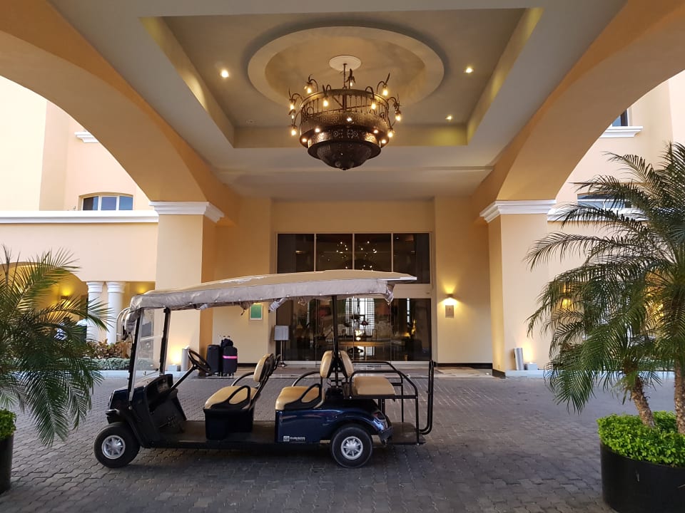 Lobby JOIA Rose Hall by Iberostar