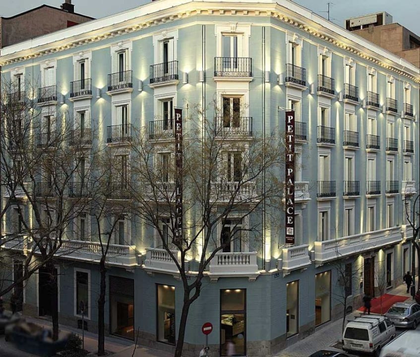 Fotos exterior Hotel Petit Palace Art Gallery