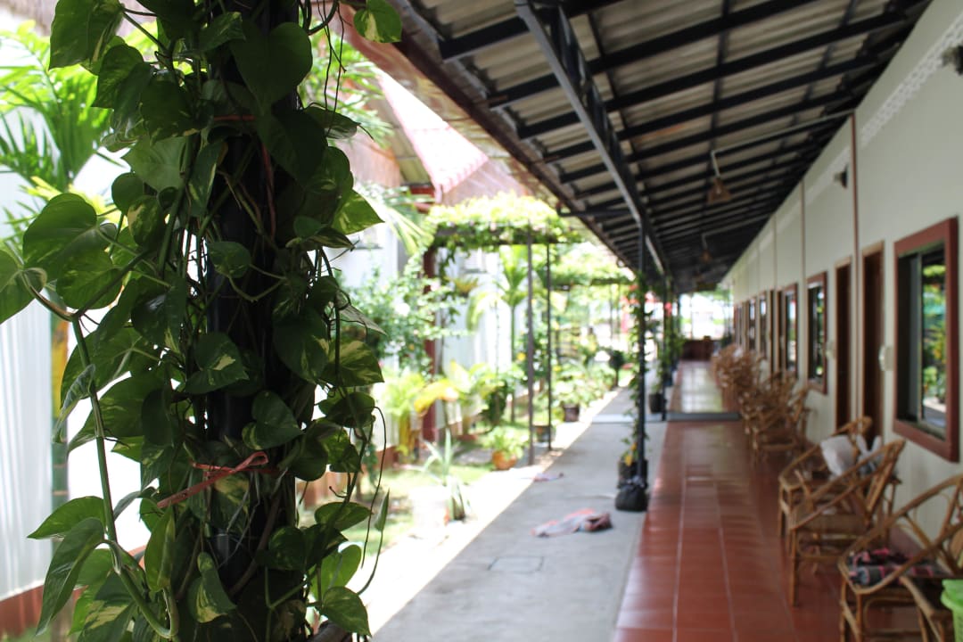 Выход из номера Guesthouse Zana Beach