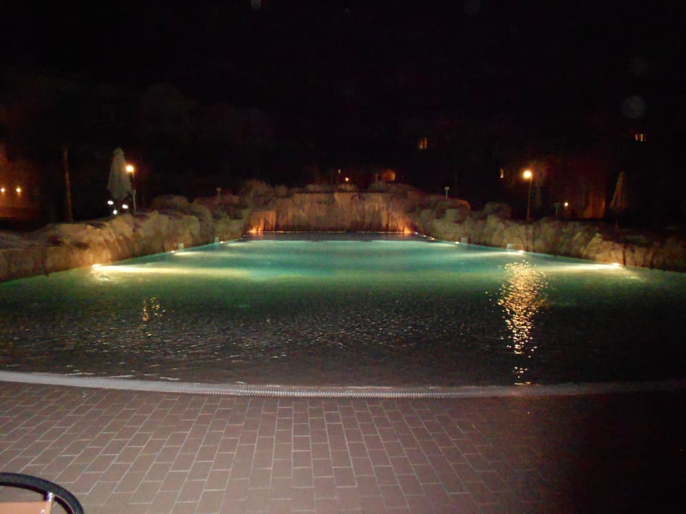  piscina delle onde di notte  Stella Beach Resort & Spa Makadi Bay
