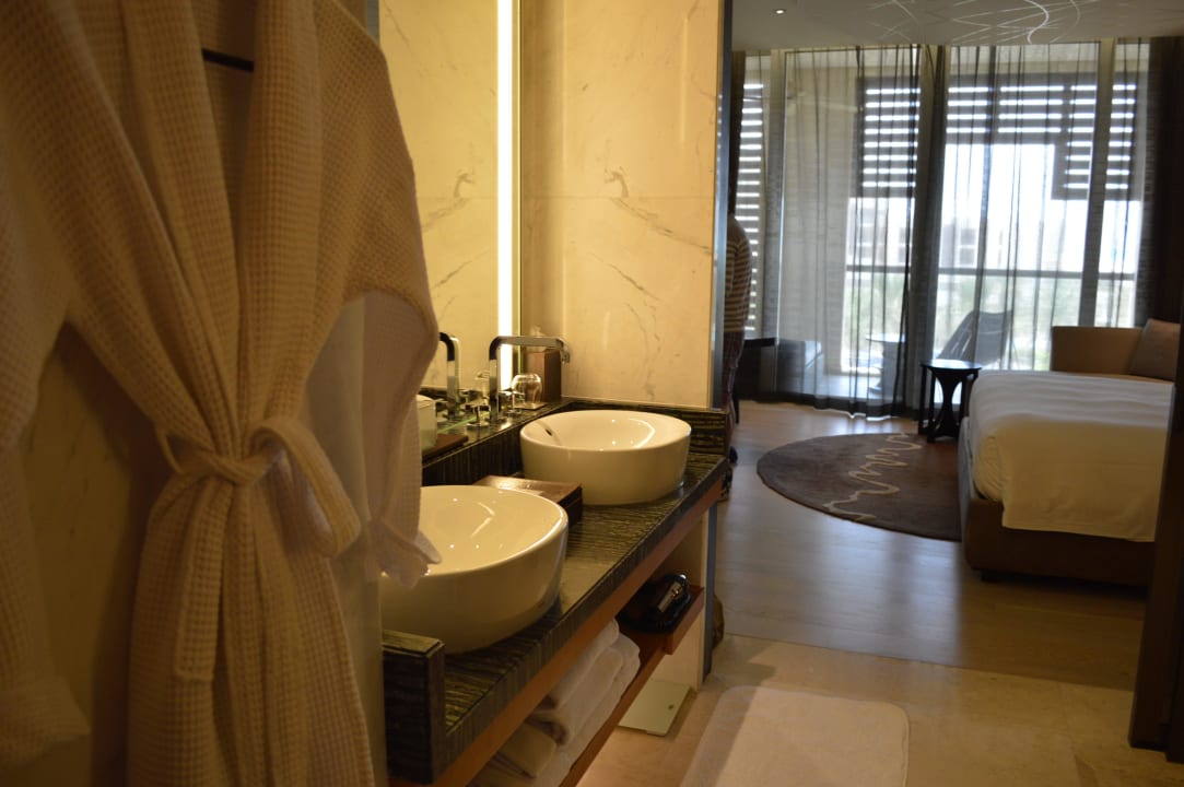 Bad Park Hyatt Abu Dhabi Hotel and Villas