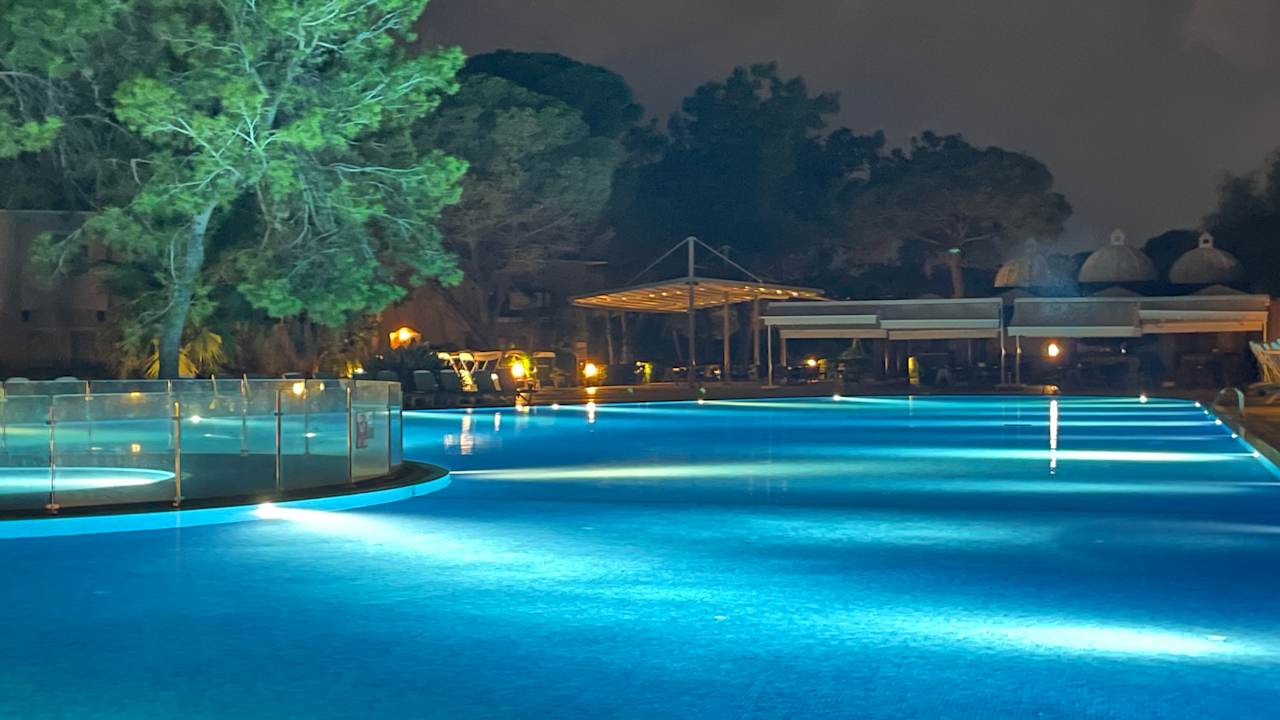 Pool Xanadu Resort Hotel