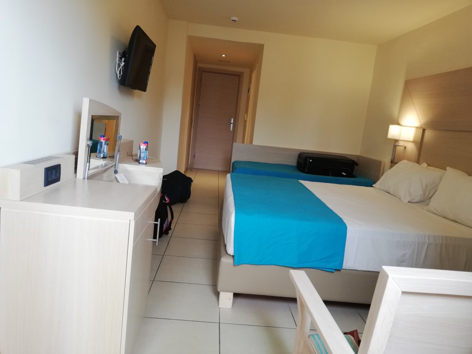 Zimmer Hotel Aphrodite Beach Club