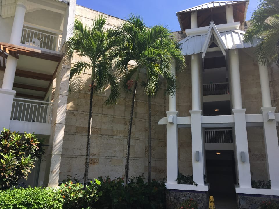 Außenansicht Wyndham Alltra Samana