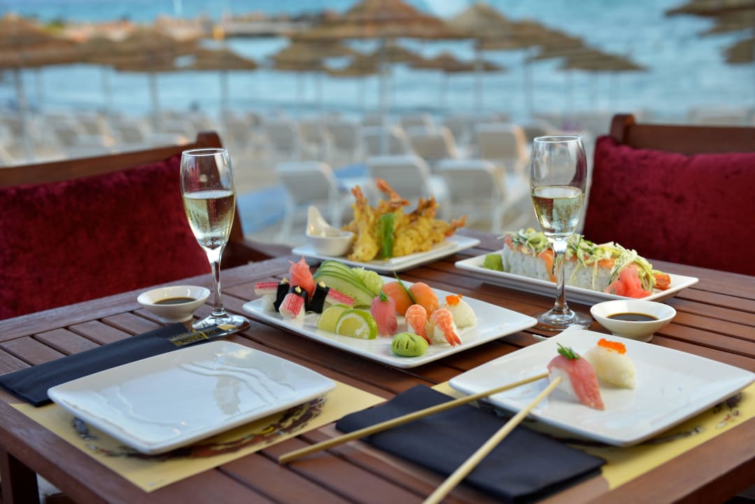 SOCCI Sushi Bar Adams Beach Hotel