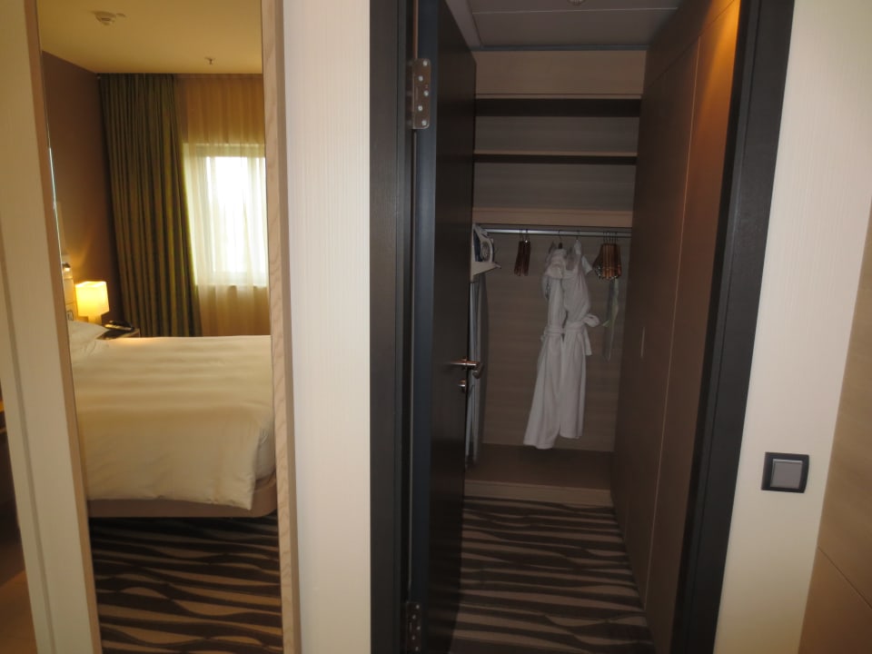 Zimmer Hilton Frankfurt Airport