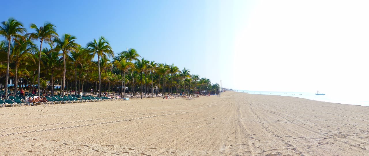 Strand Hotel Riu Tequila