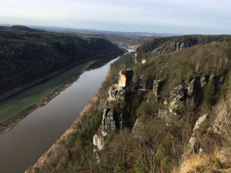 Ausblick Hotel Elbresidenz an der Therme