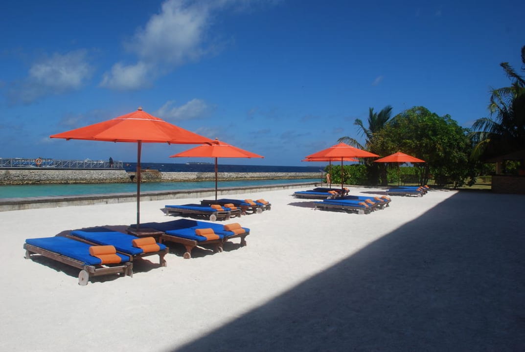 Kleiner Strand Hotel Hulhule Island