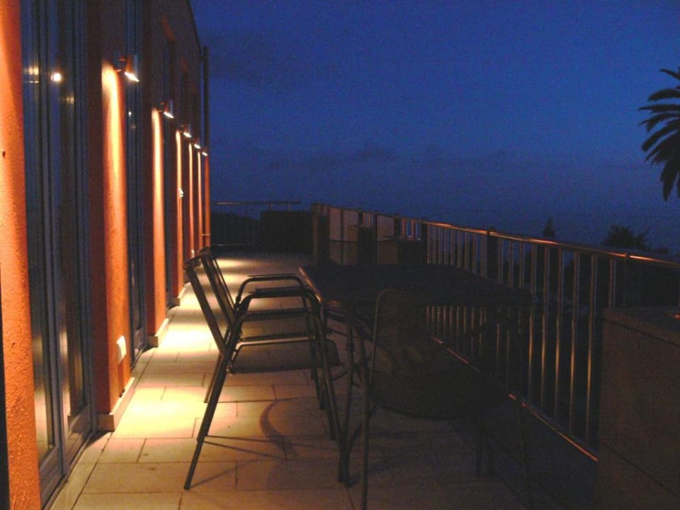 Abendbeleuchtung Villa Atlantico