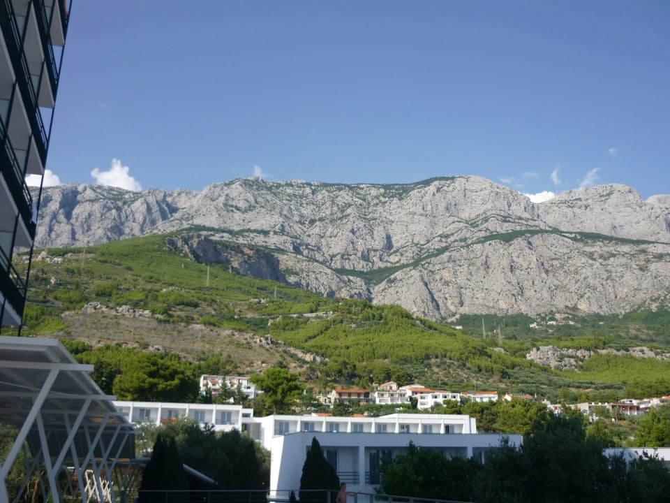 Ausblick auf die Berge Bluesun Hotel Neptun