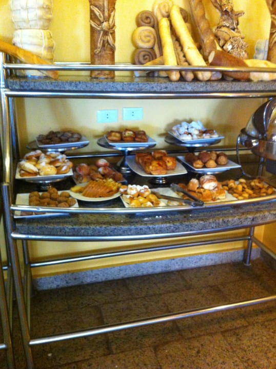 Semmeln  Royal Star Beach Resort