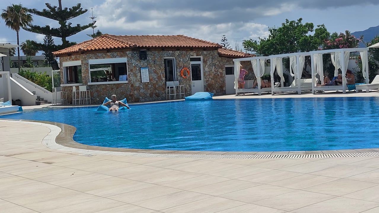 Pool Gaia In Style - Adults only