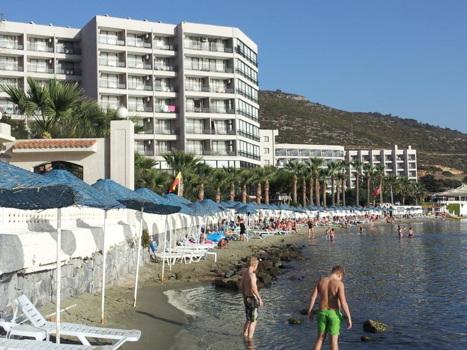 Von unserer Strandecke aus - Hotel Tusan Beach Resort