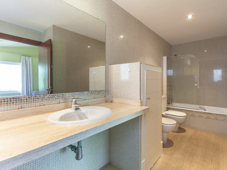 Bathroom Villa Can Alvaro