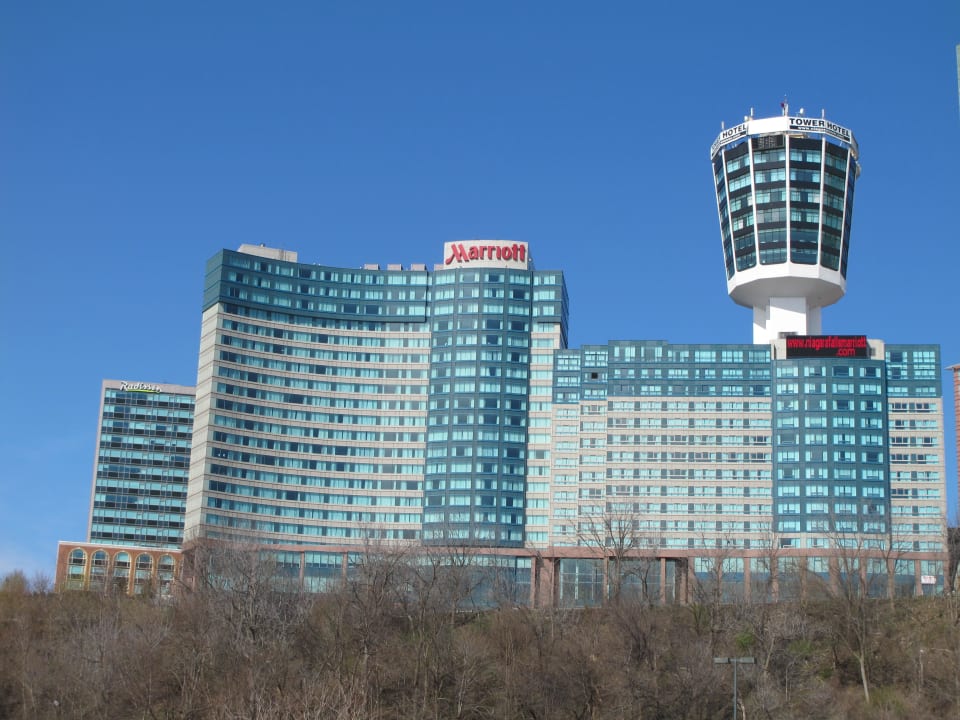 Außenansicht  Tower Hotel at Fallsview