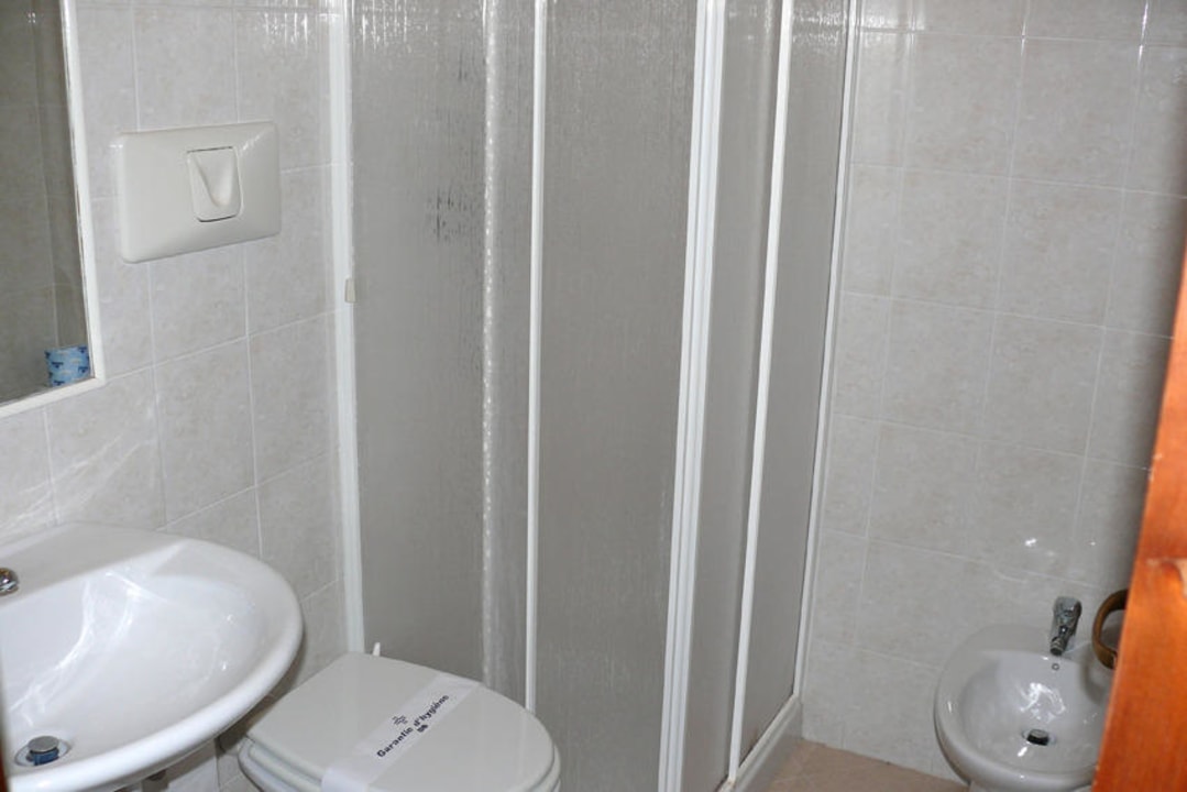 Badezimmer Domominore Country Hotel Alghero