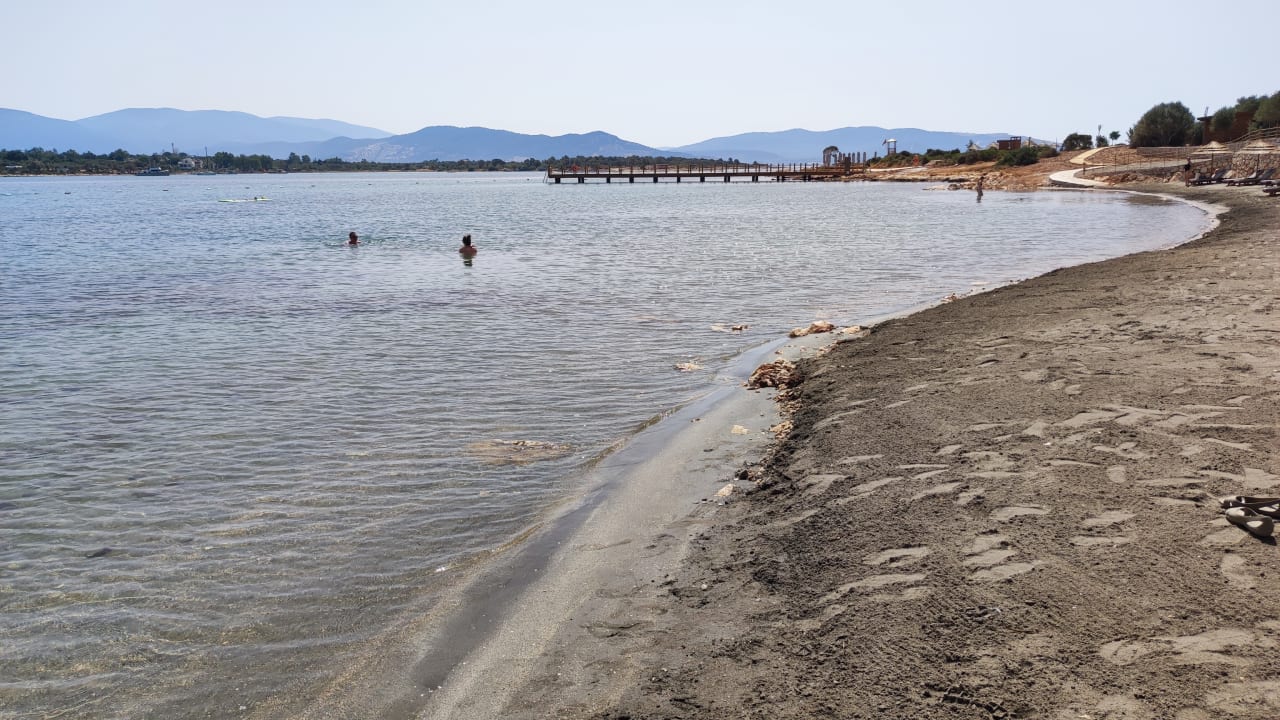 Strand Anda Barut Collection