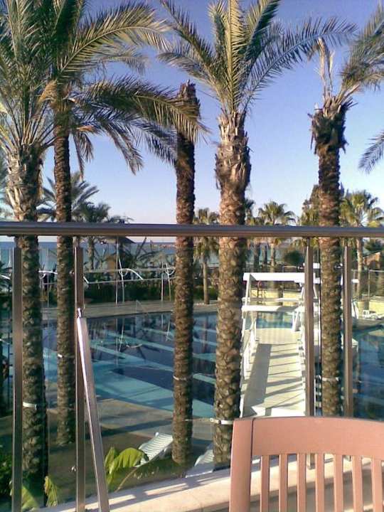 Blick von der Terrasse des Speisesaals Sealife Buket Resort & Beach