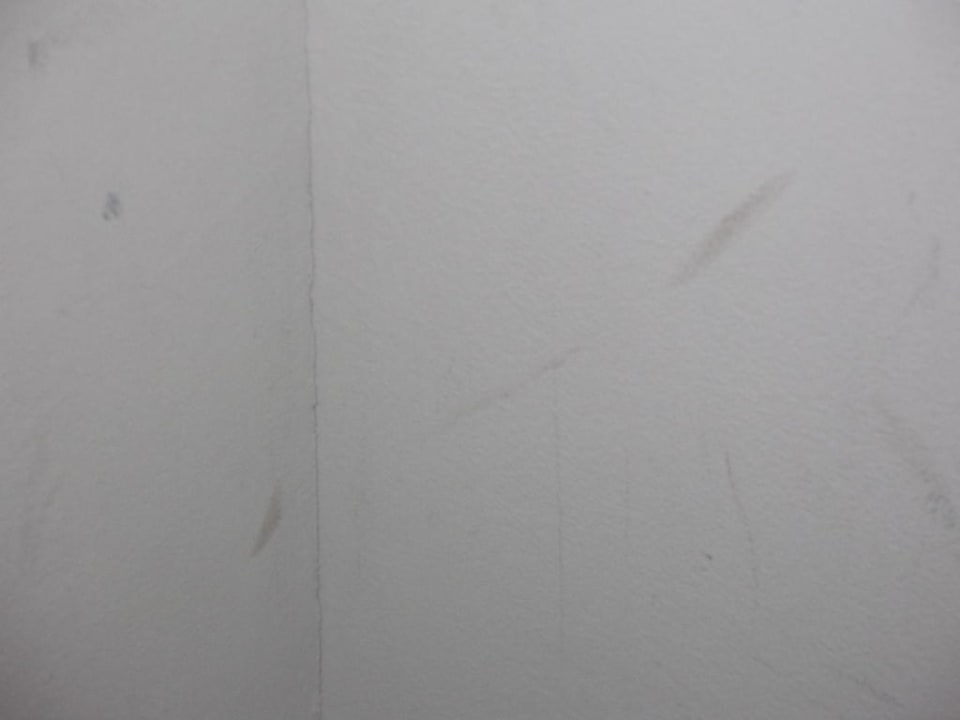 Wände des Zimmers Hotel Özkaymak Falez