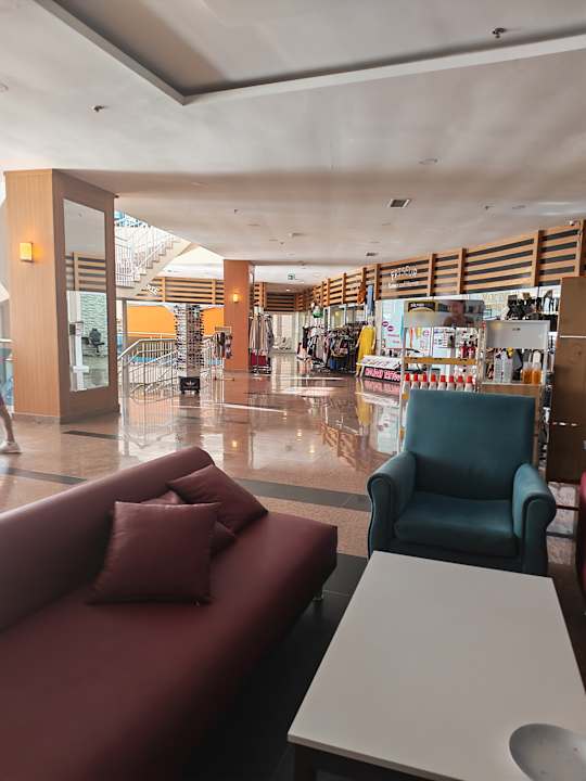 Lobby Narcia Resort Side