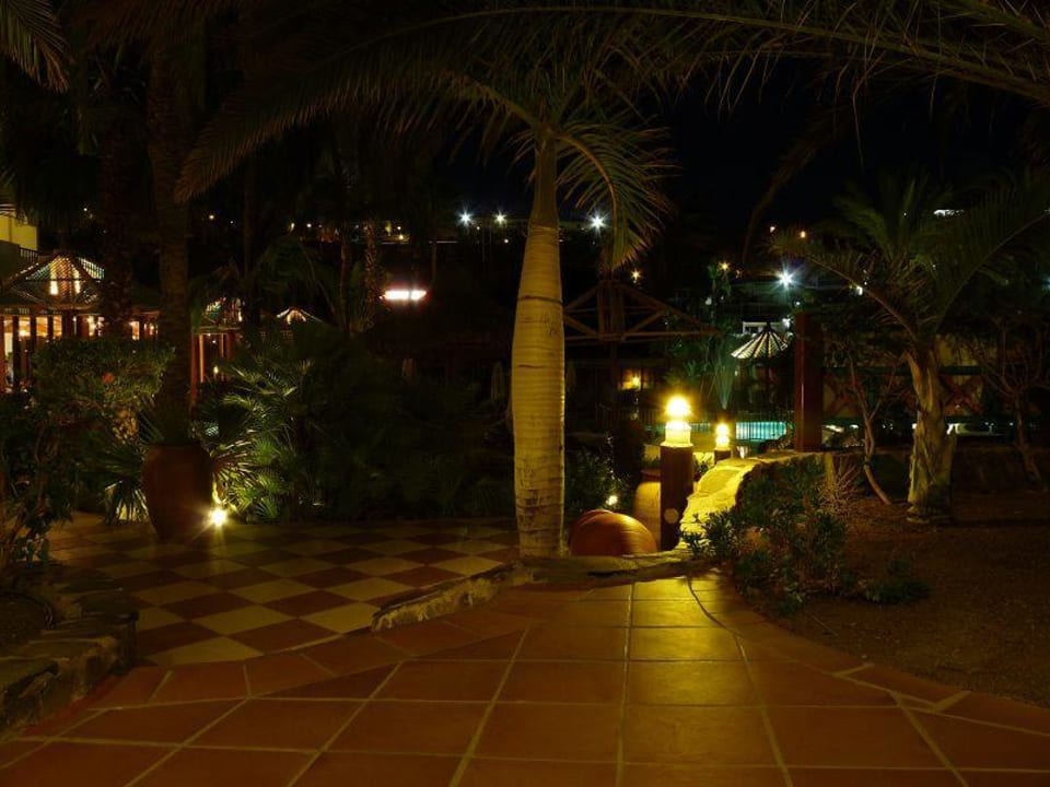 Poolanlage Corallium Beach by Lopesan Hotels - Adults only