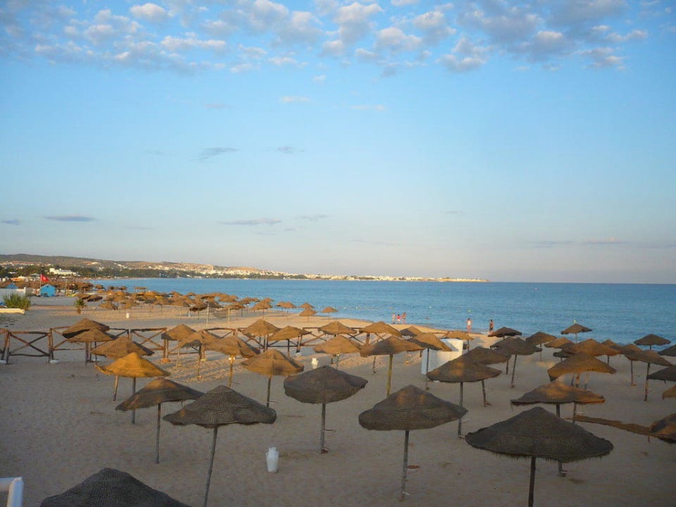 Hotelstrand am Morgen Samira Club