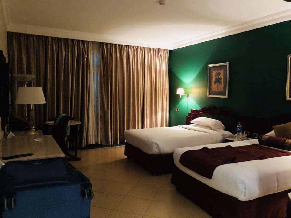 Zimmer Palm Royale Resort - Soma Bay