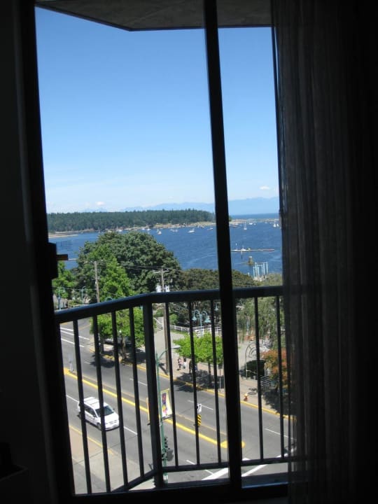 Der kleine Balkokn Hotel Coast Bastion Inn