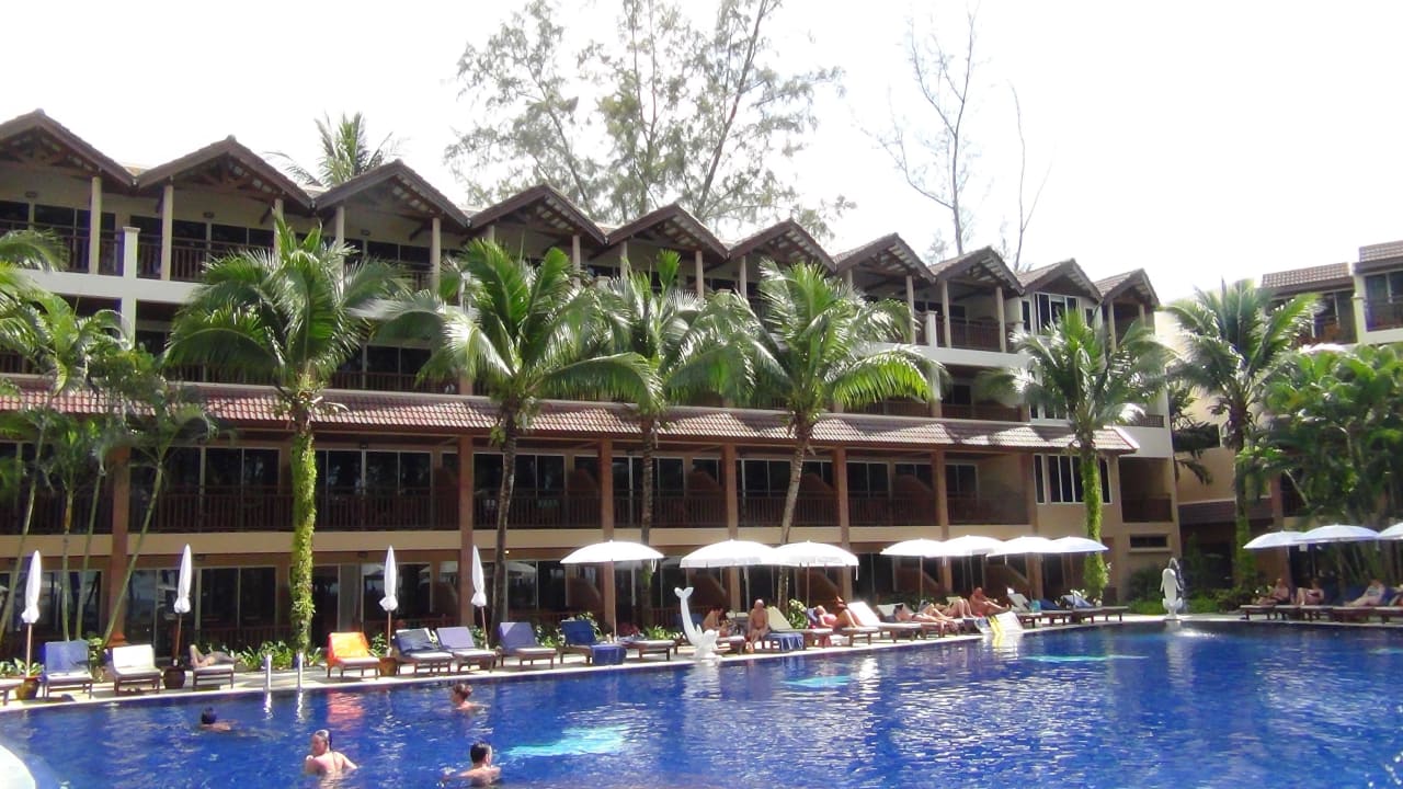 Pool mit Hotelzimmern Best Western Premier Bangtao Beach Resort & Spa